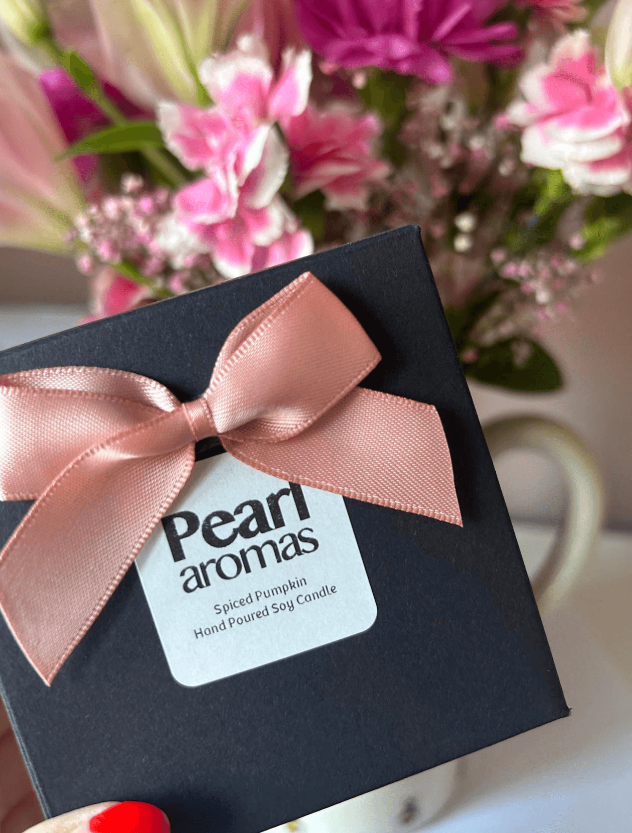 Pearl Aromas candle box
